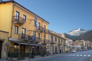 Alojamiento - Hotel Susa