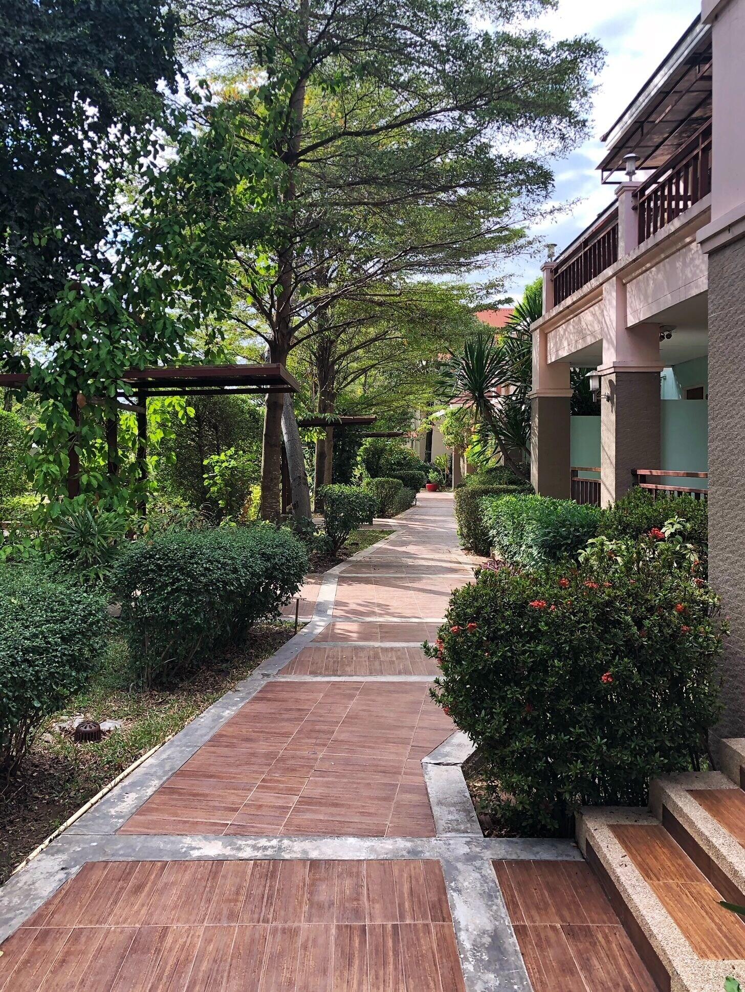 Vista Exterior Tonwa Resort Hotel