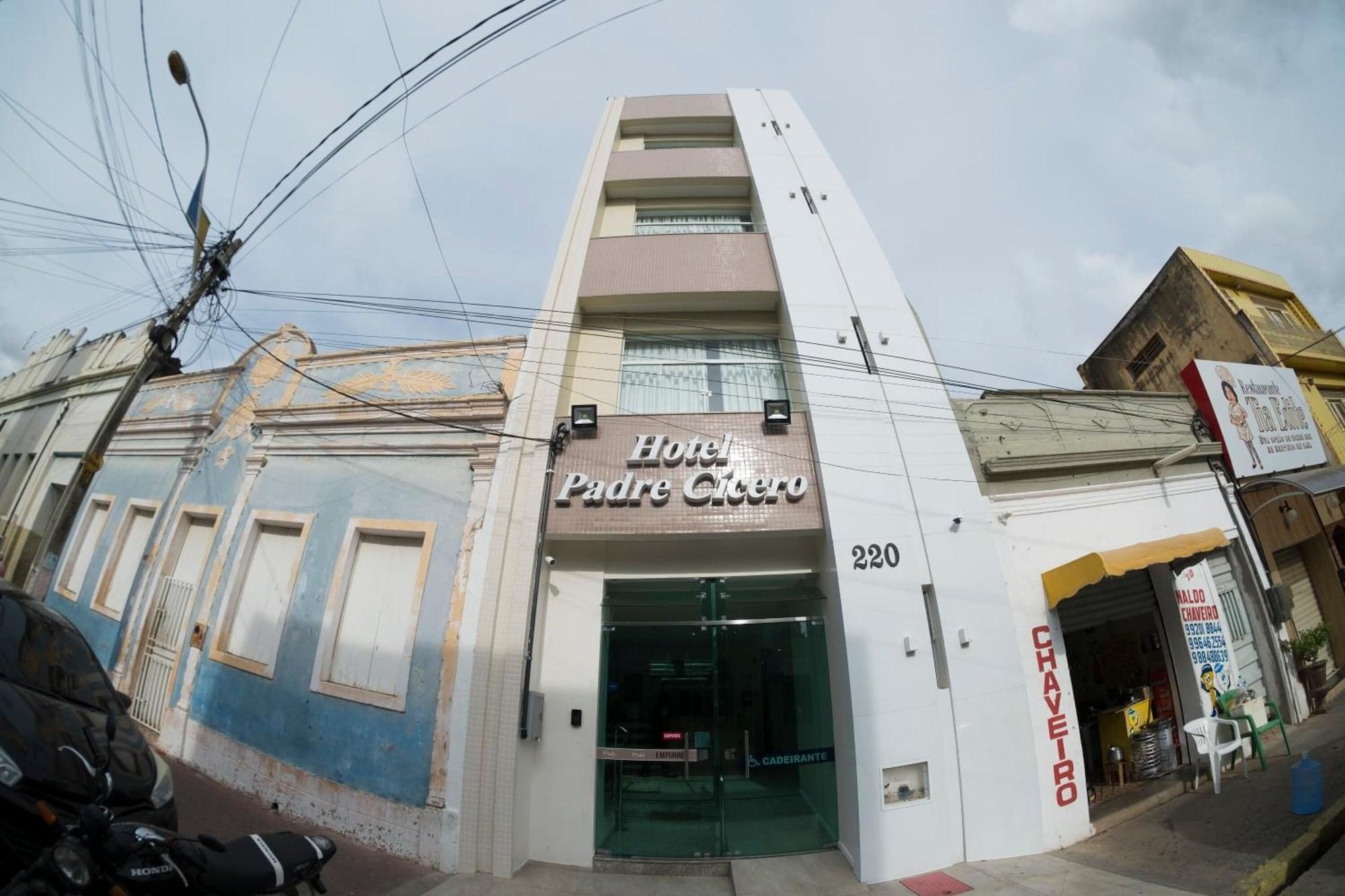 Vista Exterior Hotel Padre Cícero