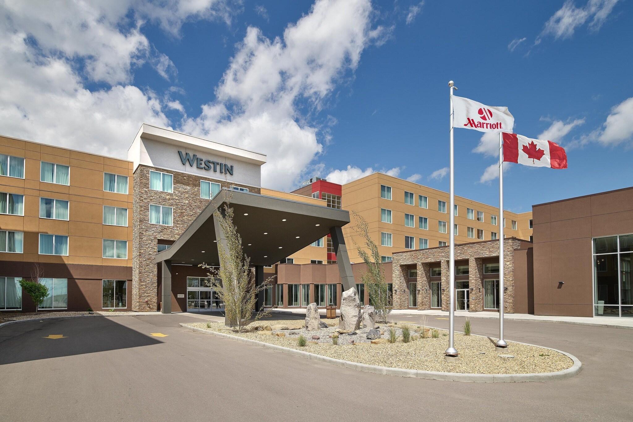 Vista Exterior The Westin Calgary Airport