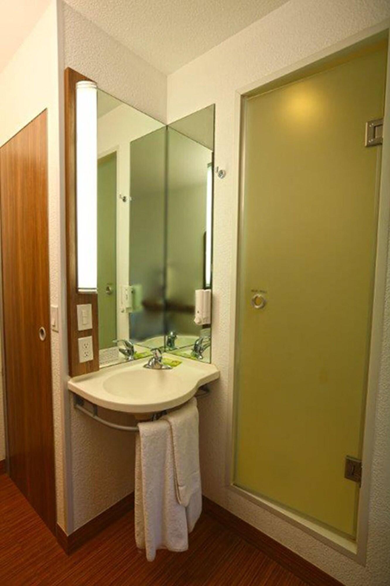 Equipamiento de Habitación Hotel Hi! Queretaro
