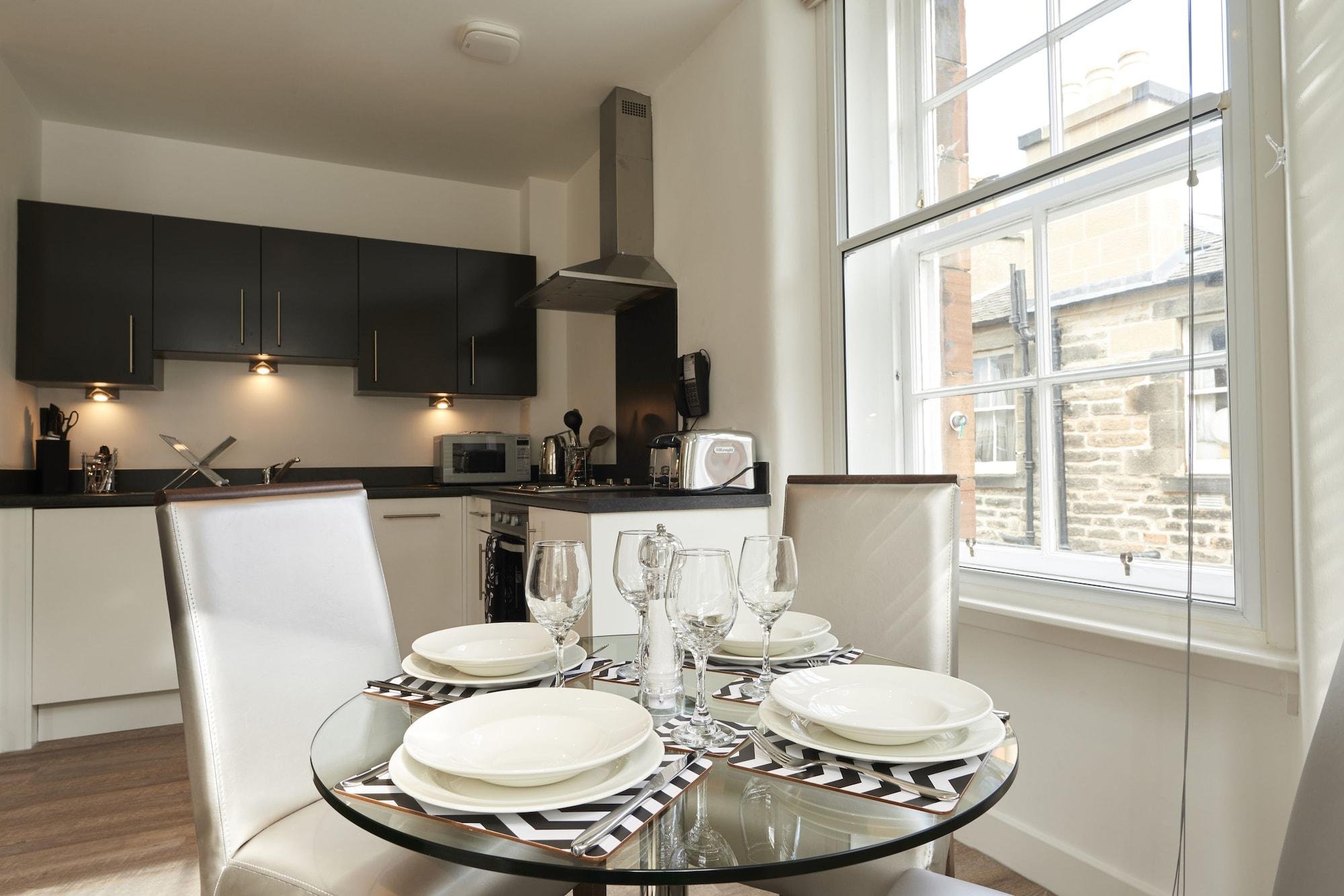 Equipamiento de Habitación Braid Apartments by Mansley