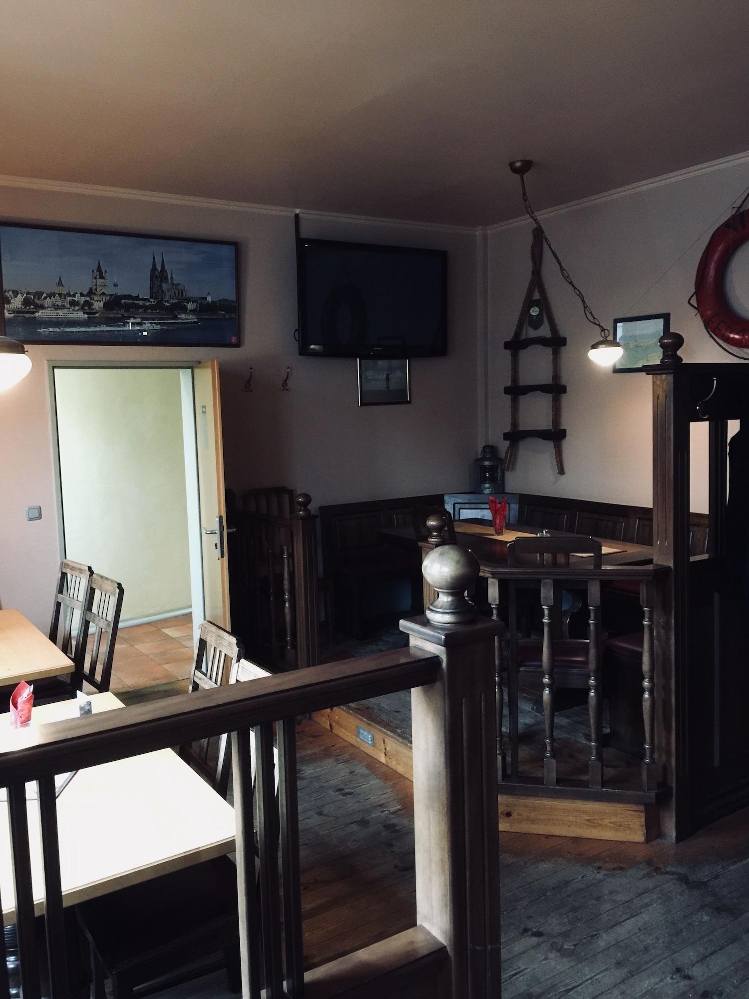 Bar/Salón Hotel Butjadinger Hof