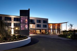 Alojamiento - Athlone Springs Hotel