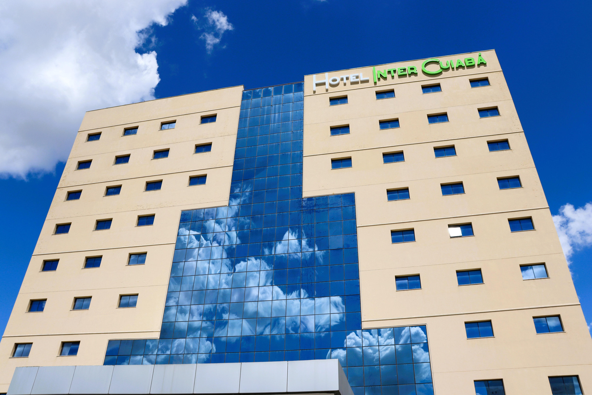 Vista Exterior Hotel Inter Cuiaba