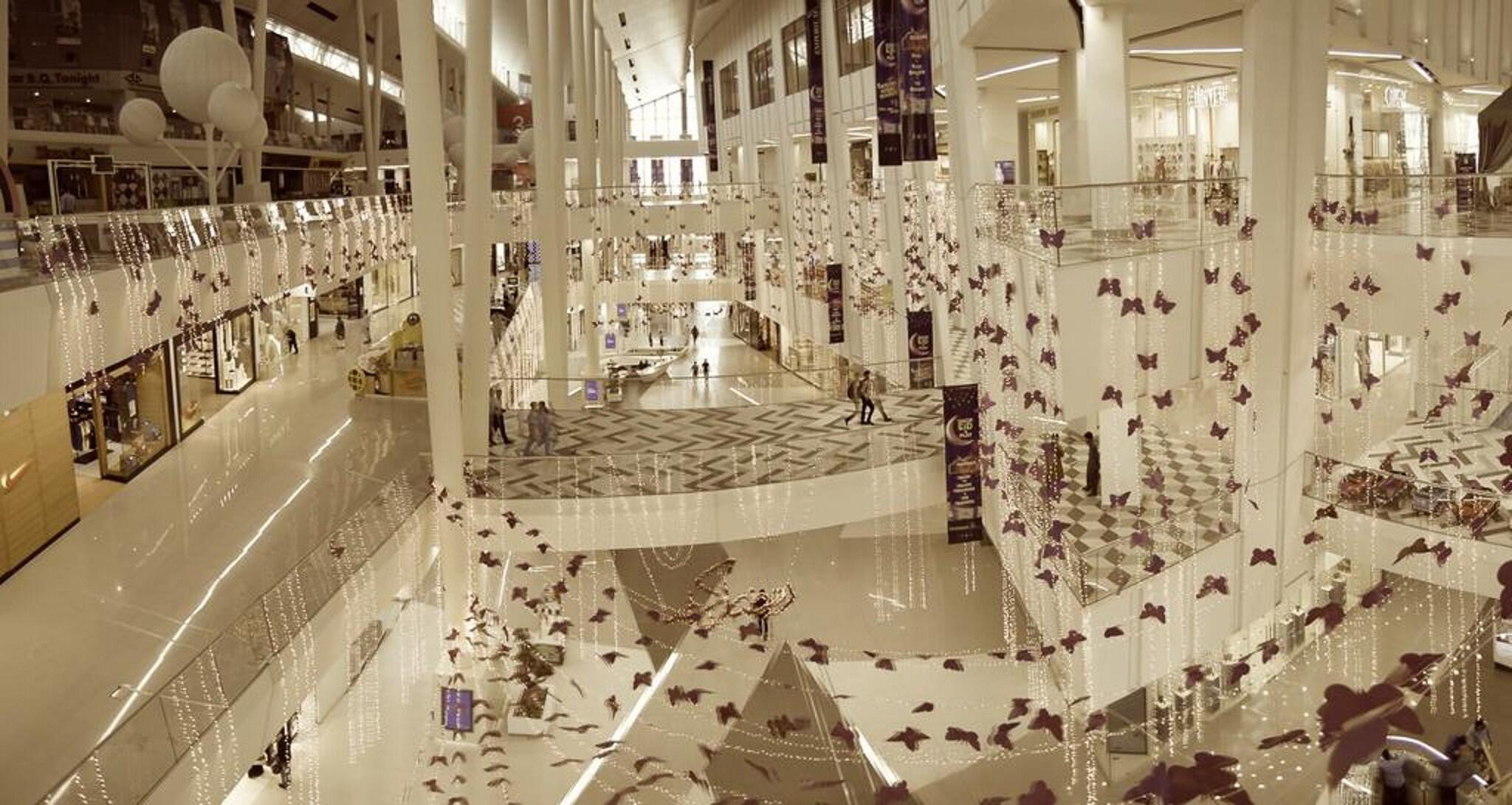 Vista Lobby Nishat Hotel Johar Town