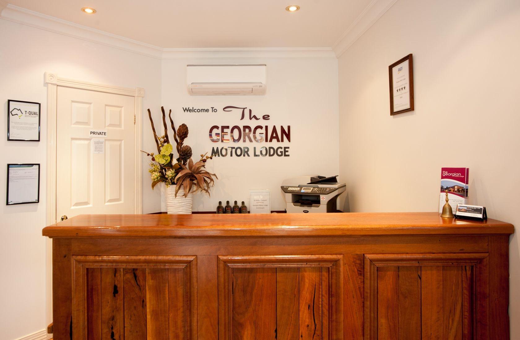 Vista Lobby The Georgian Motor Lodge