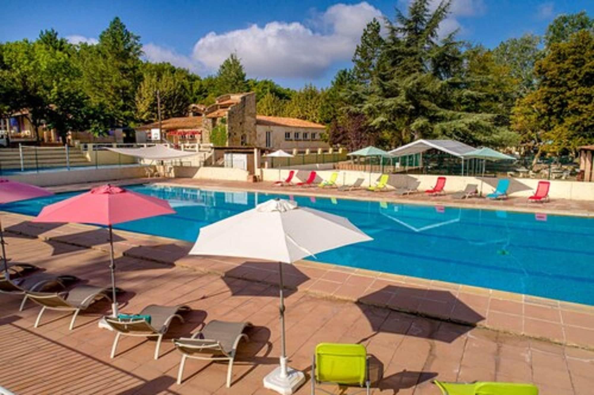 Vista Exterior Village Vacances les Bories