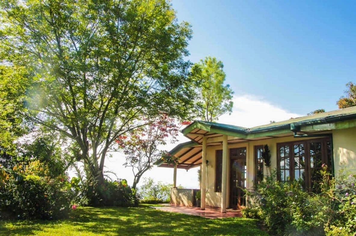 Varios Hatale Mini Worlds End Bungalow