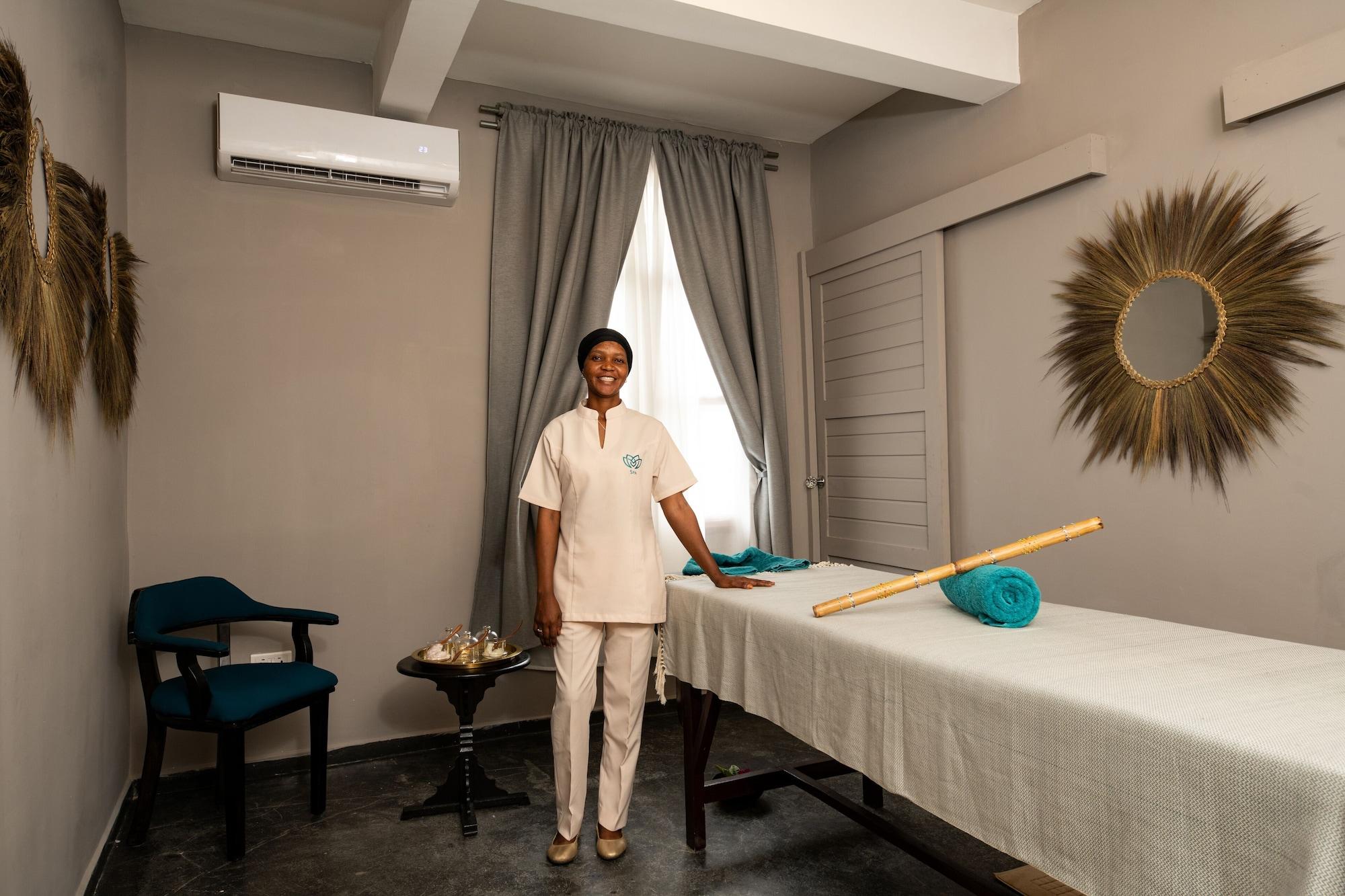Spa Upendo House Hotel