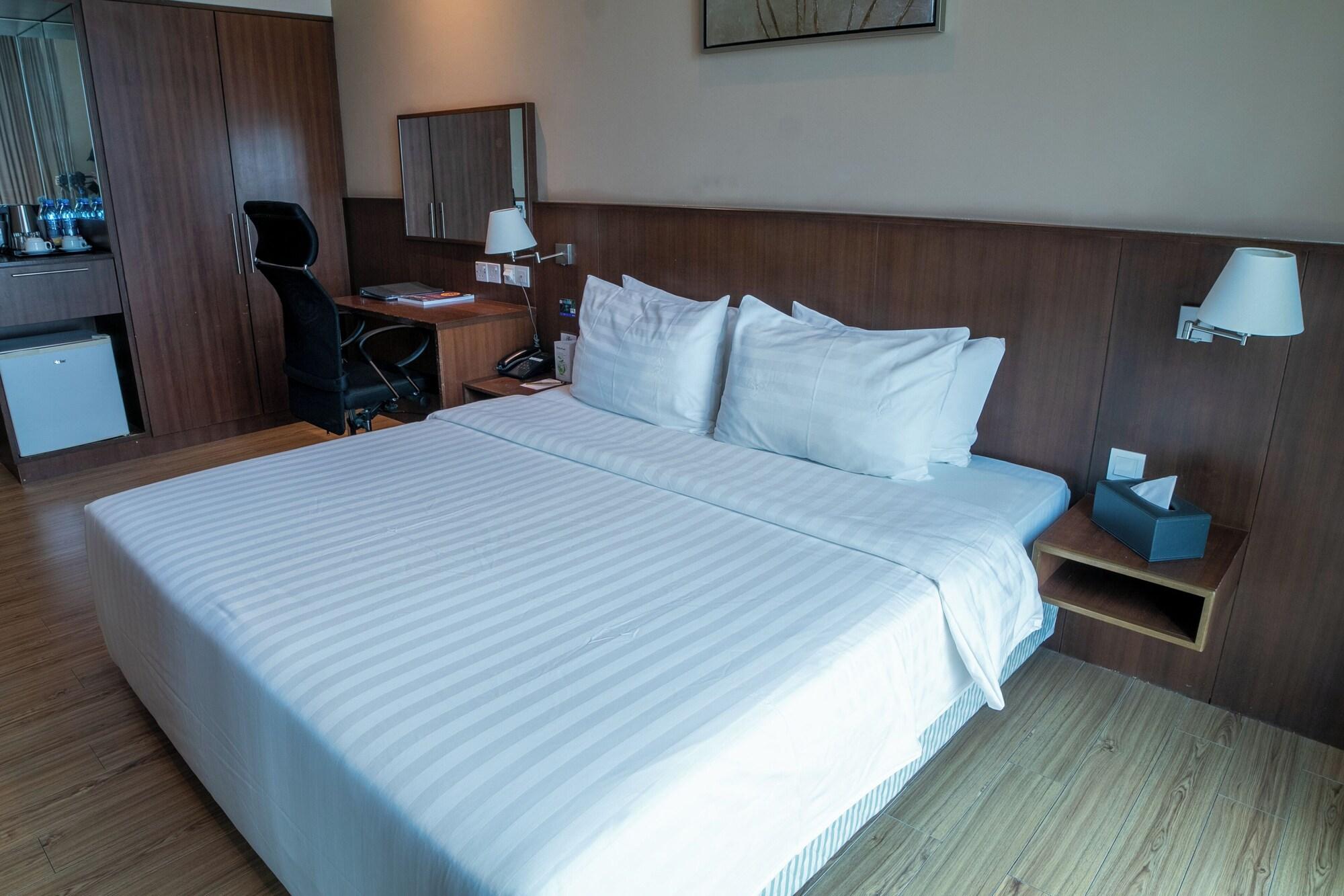 Vista Exterior Swiss Hotel Apartment