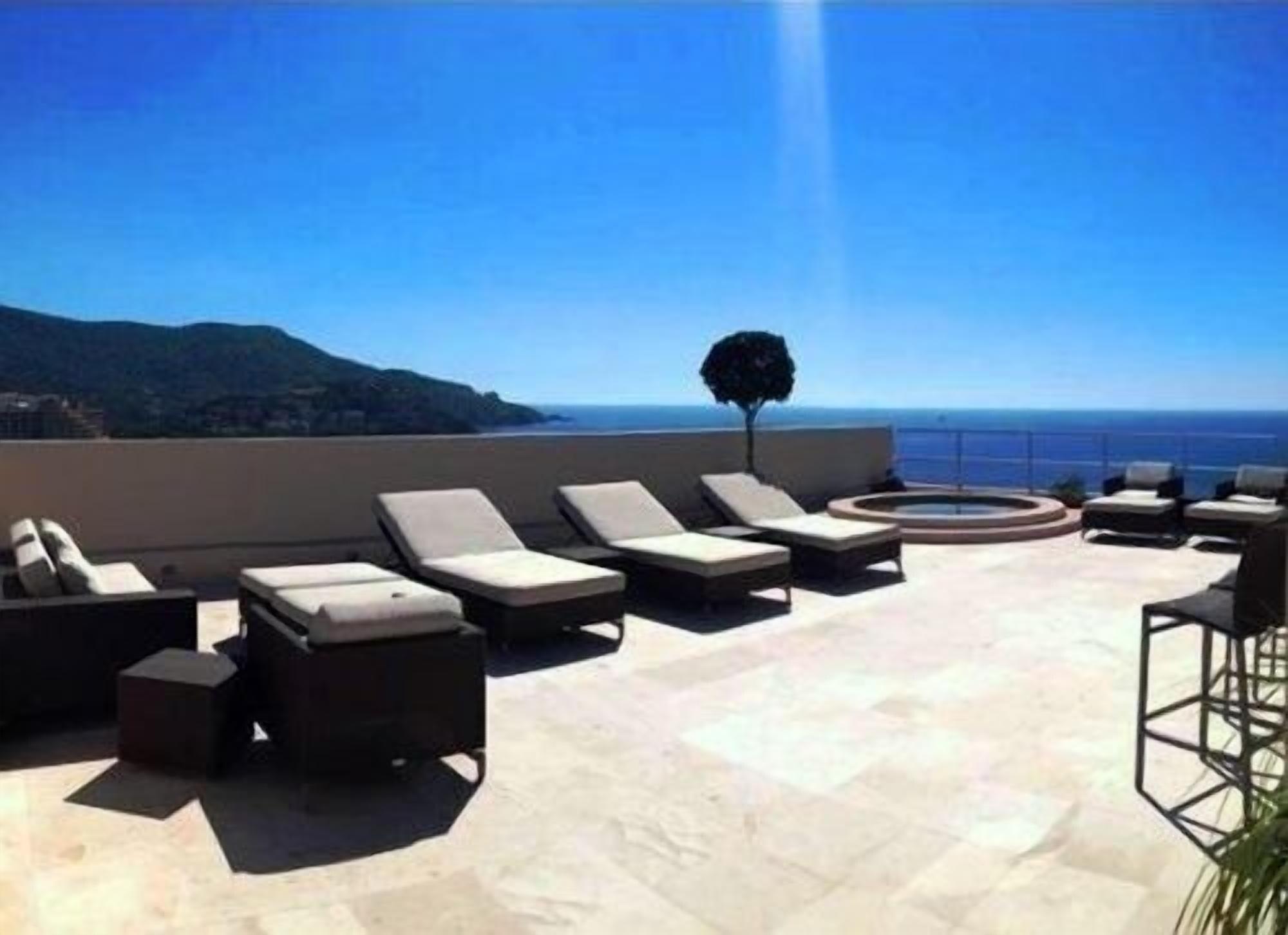 Varios Residence Amara 4BR