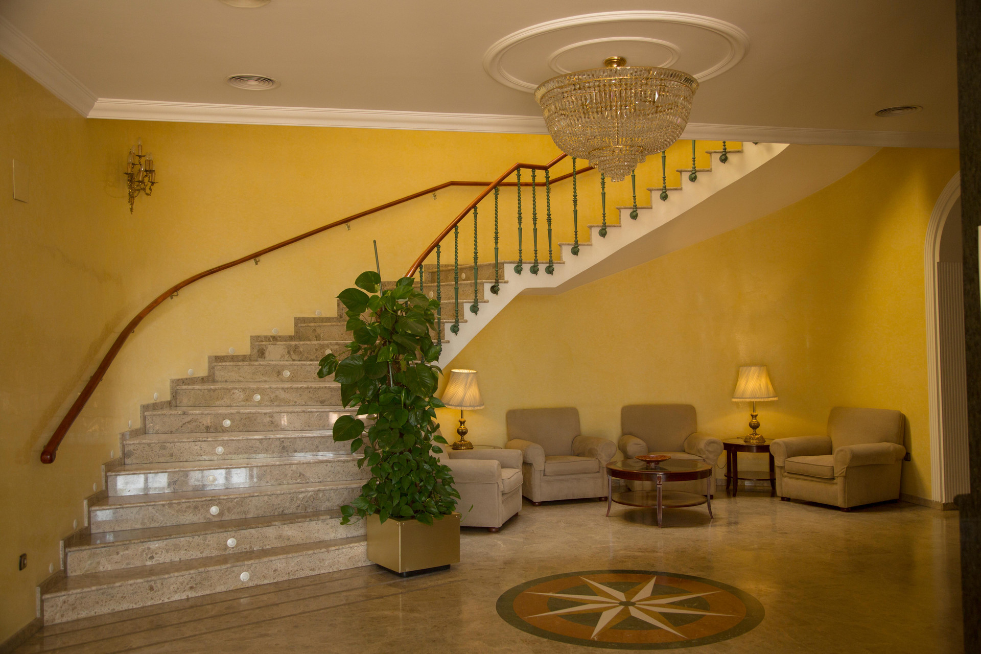 Vista Lobby Checkin Valencia Ciscar