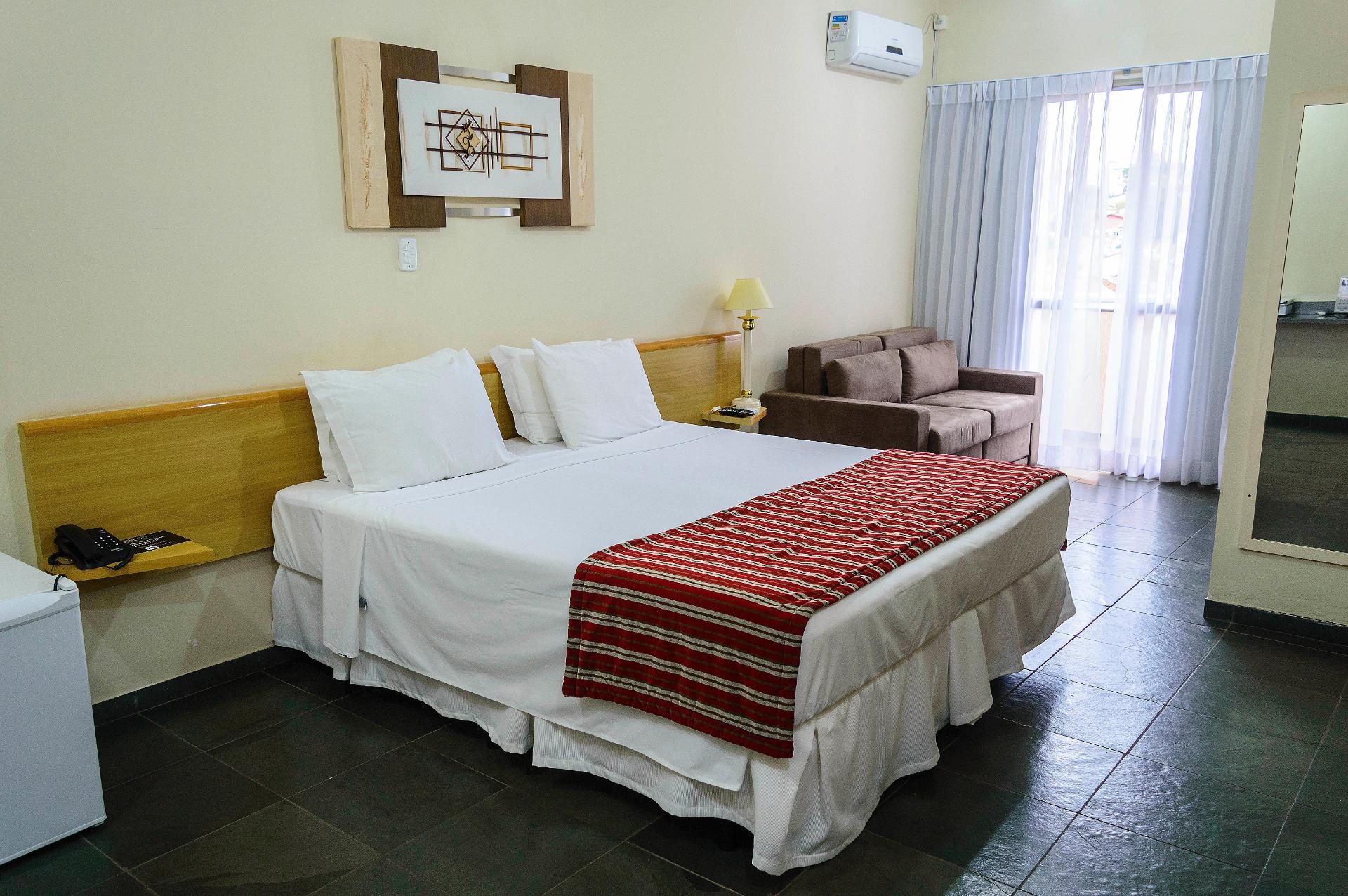 Habitación The Hill Apart Suites