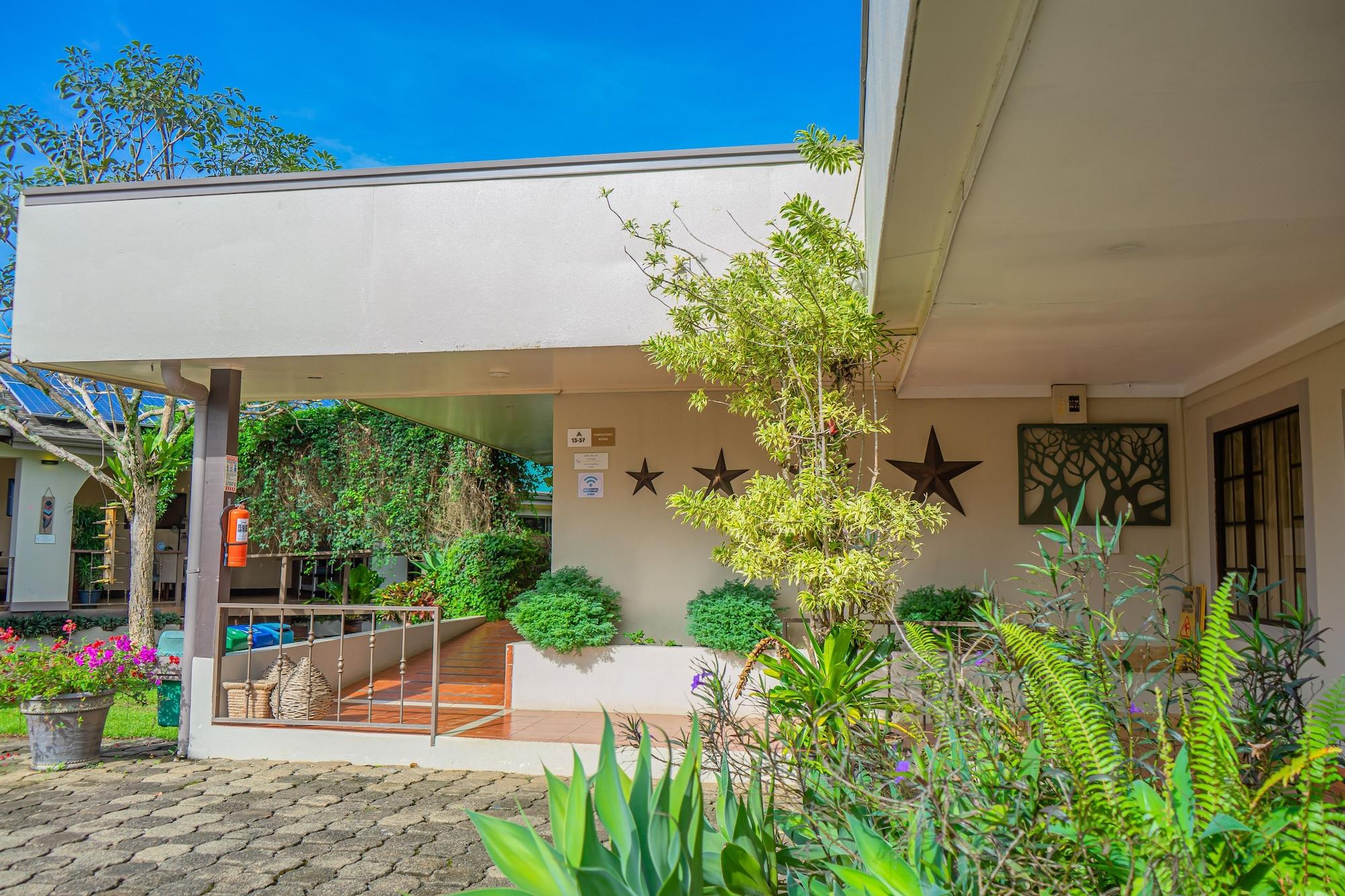 Vista Exterior Hotel Zima