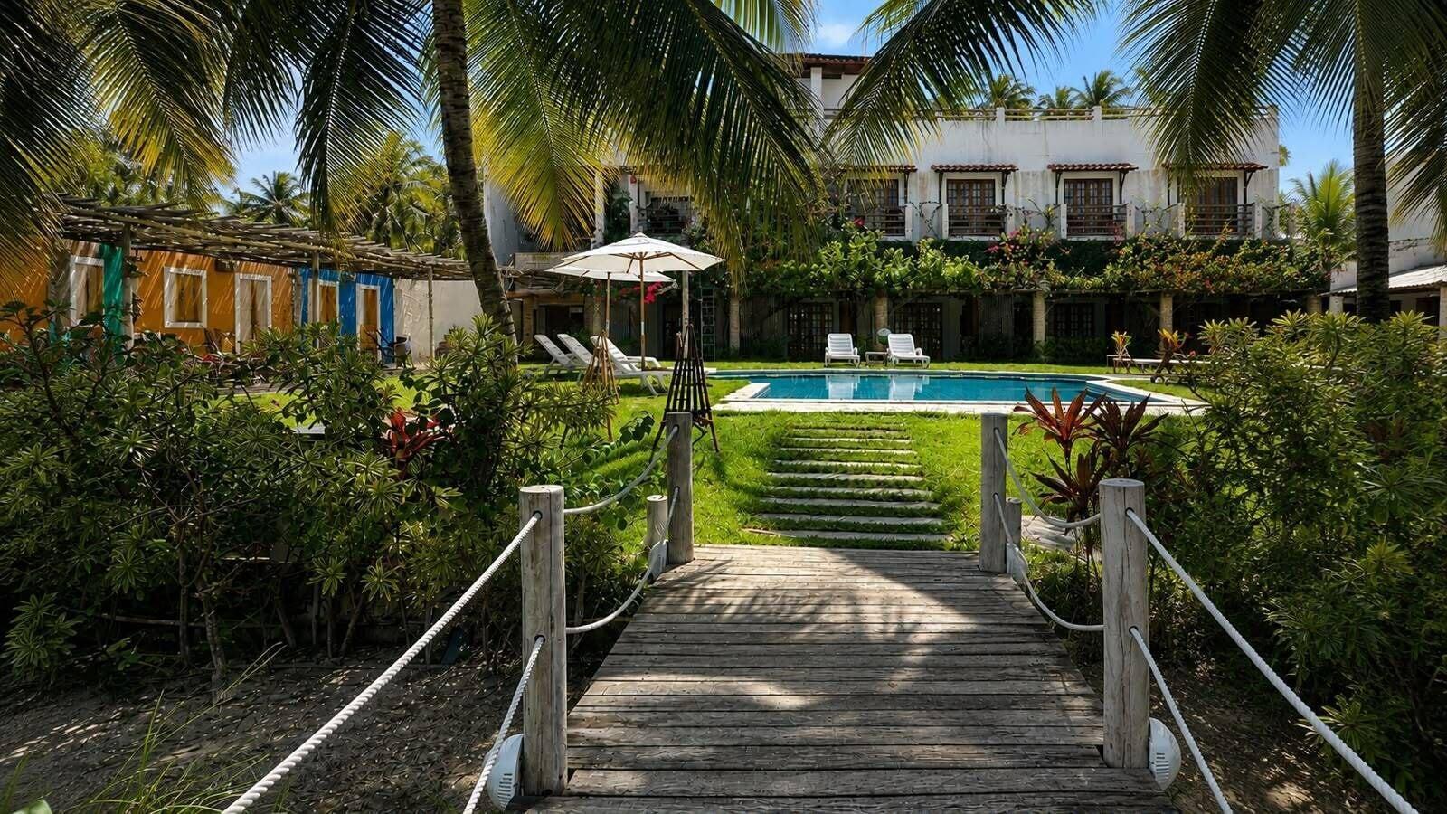 Vista Exterior Pousada Villabougainville
