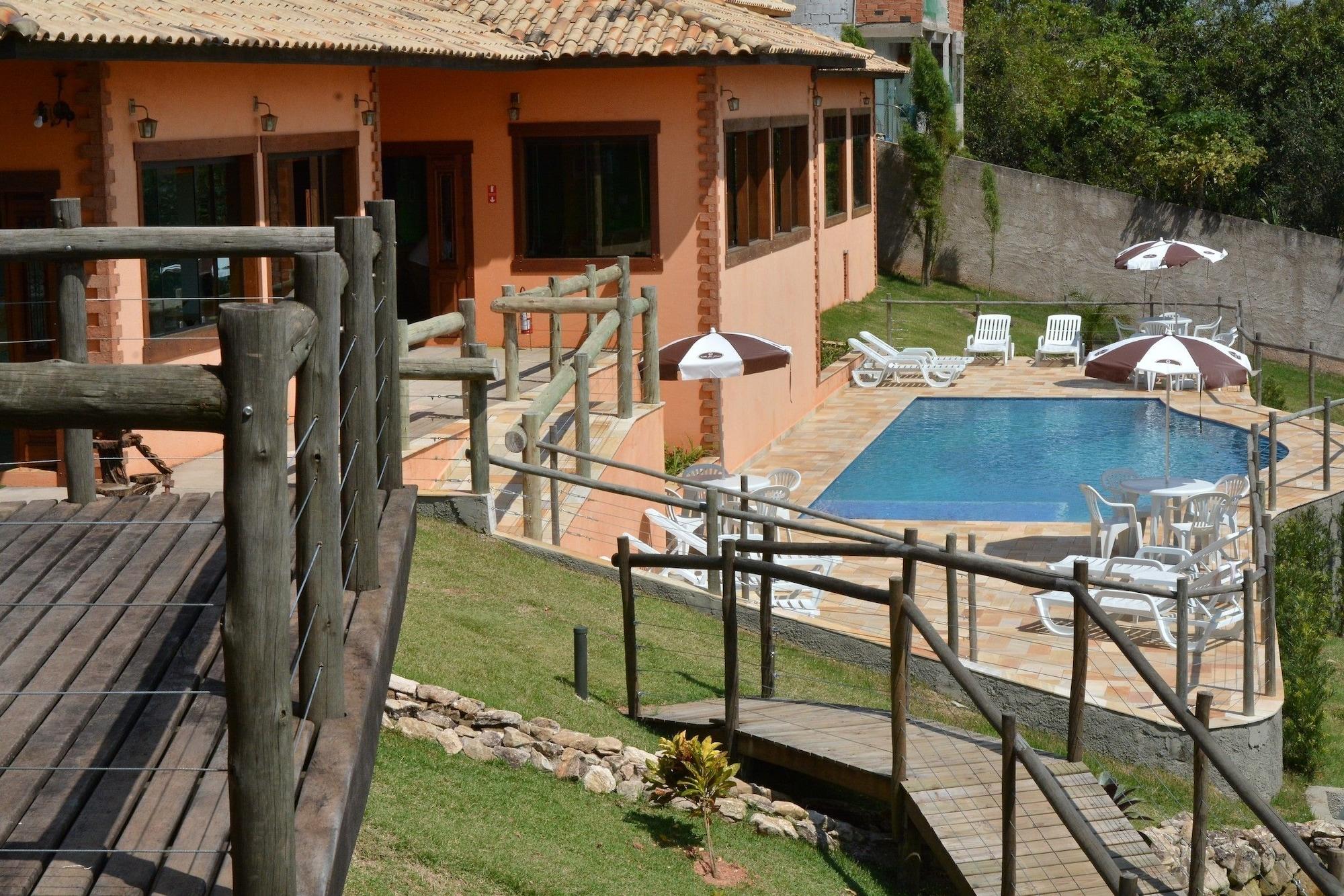 Vista Piscina Pousada Villa dos Leais