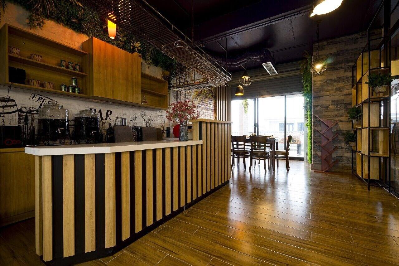 Bar/Salón BBQ Hostel
