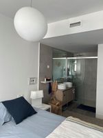 Alquiler Vacacional - PENTHOUSE on the beach, PRIVATE swimming pool from June to September, large rooftop, 4 bedrooms