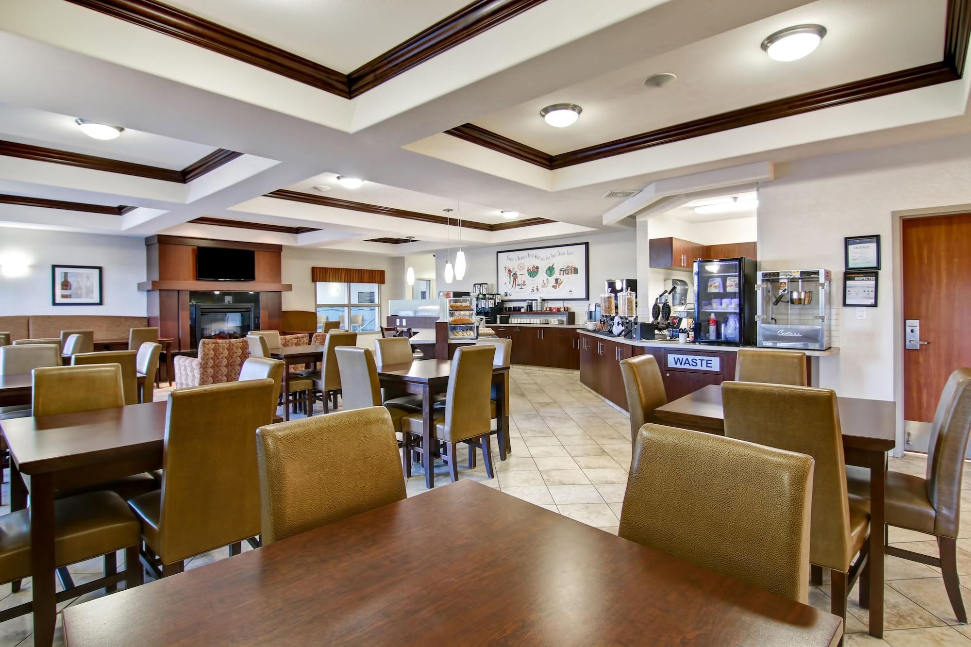 Vista Lobby Canalta Humboldt