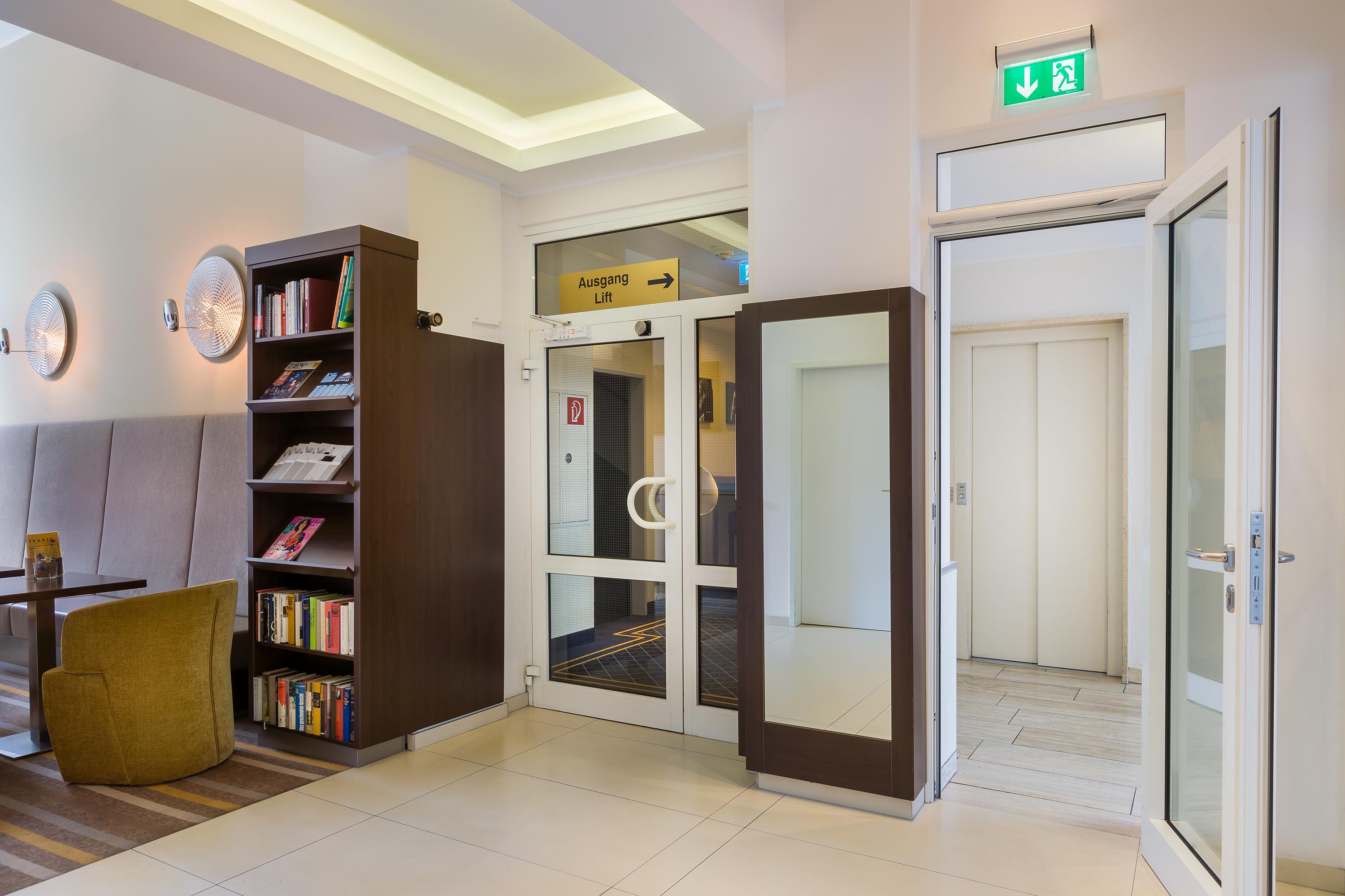 Vista Lobby Garner Hotel Bochum by IHG