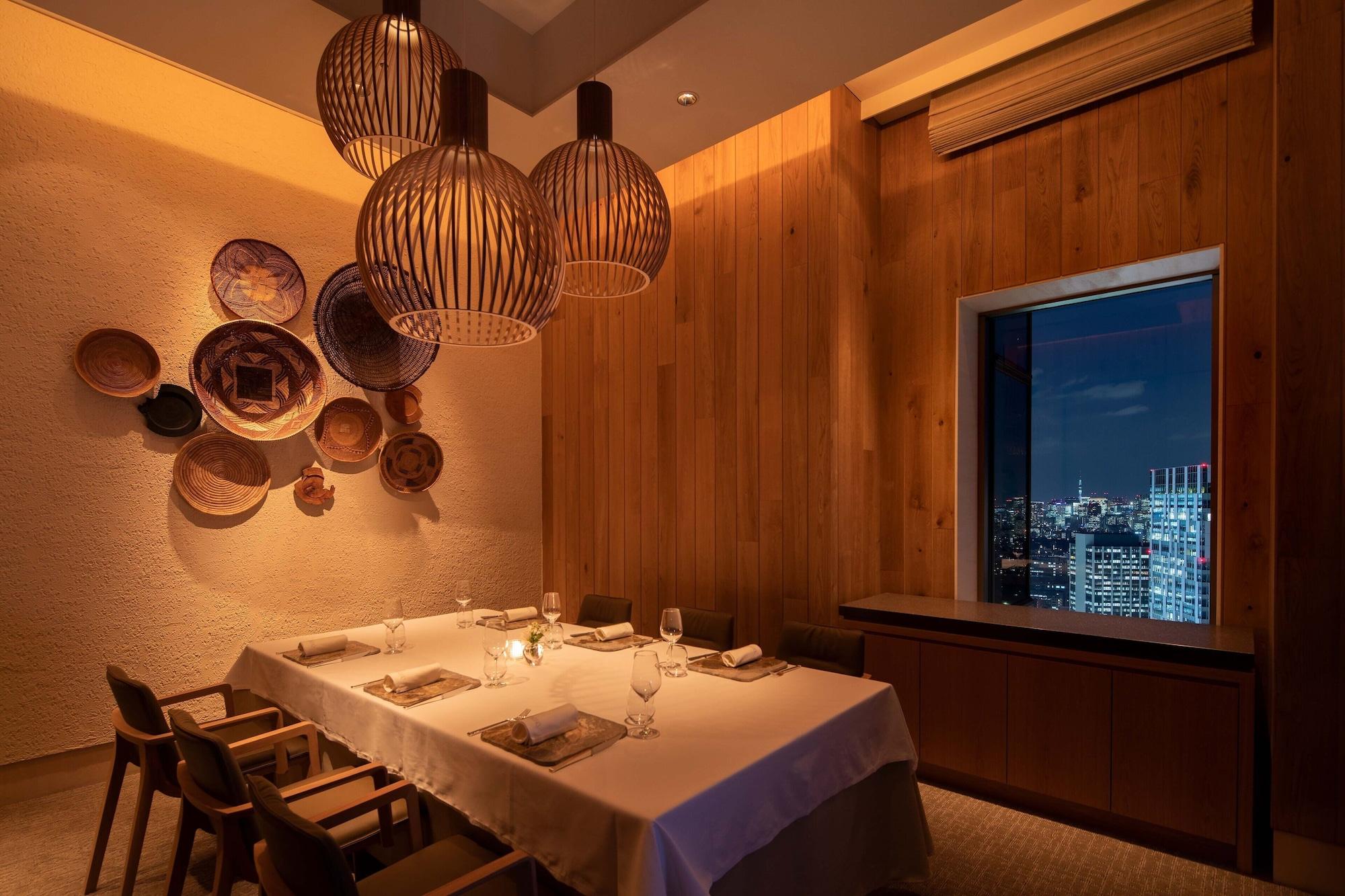 Restaurant Cerulean Tower Tokyu Hotel