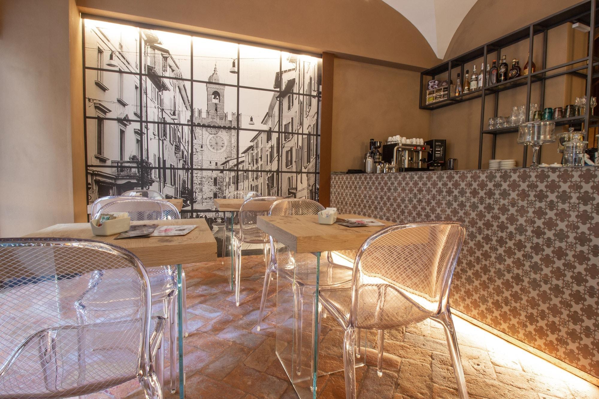 Bar/Salón Locanda delle Mercanzie