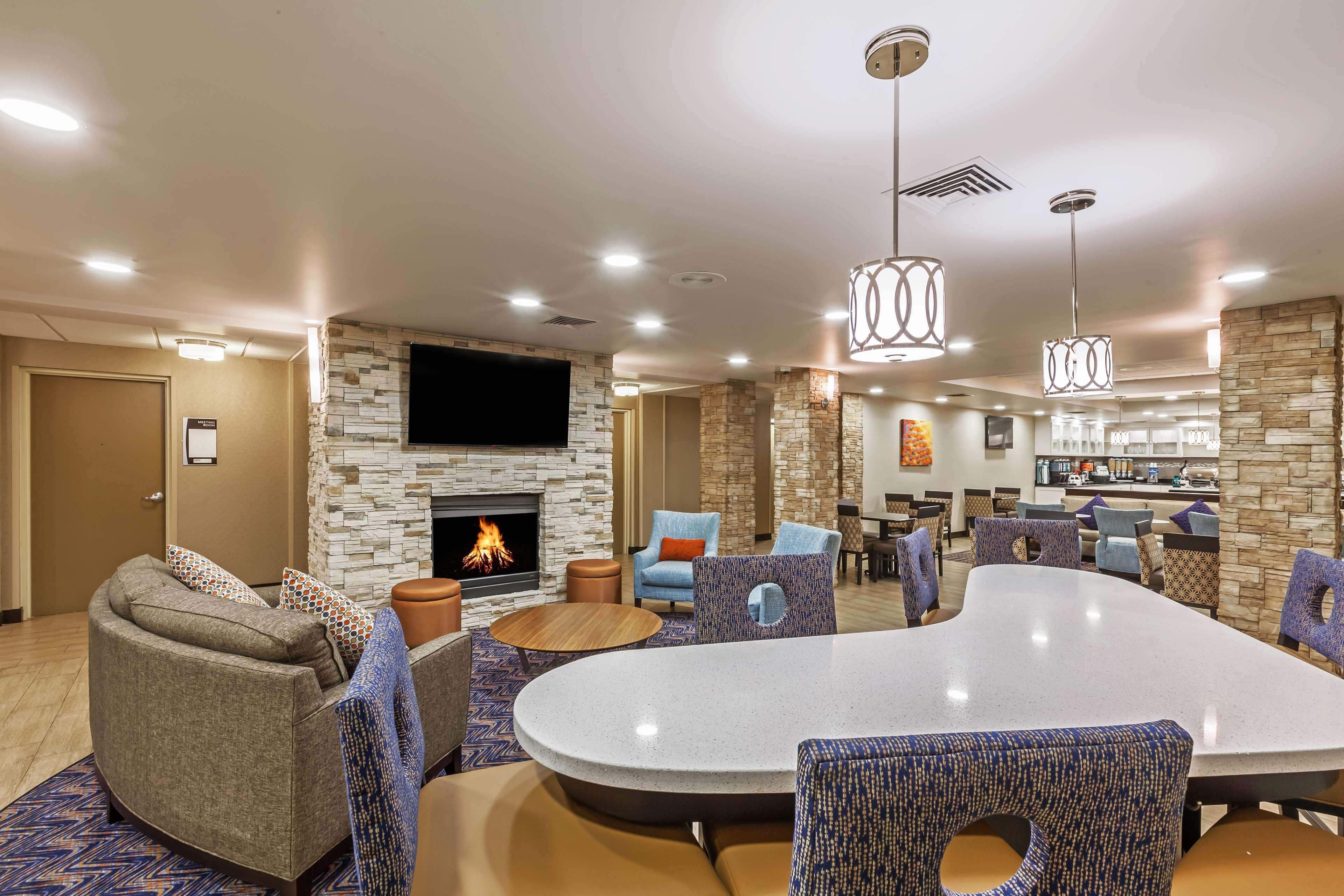 Vista Lobby Homewood Suites by Hilton Brownsville