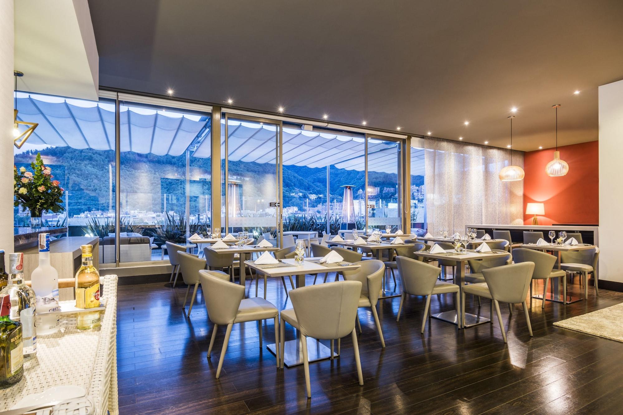 Restaurant DoubleTree by Hilton Hotel Bogotá - Parque 93