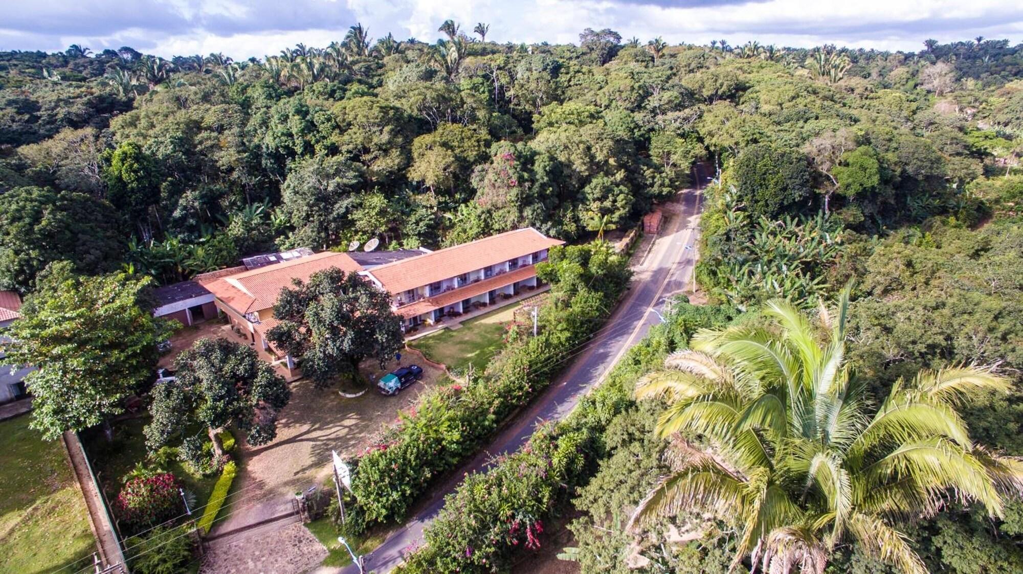 Vista Exterior Pousada Gruta