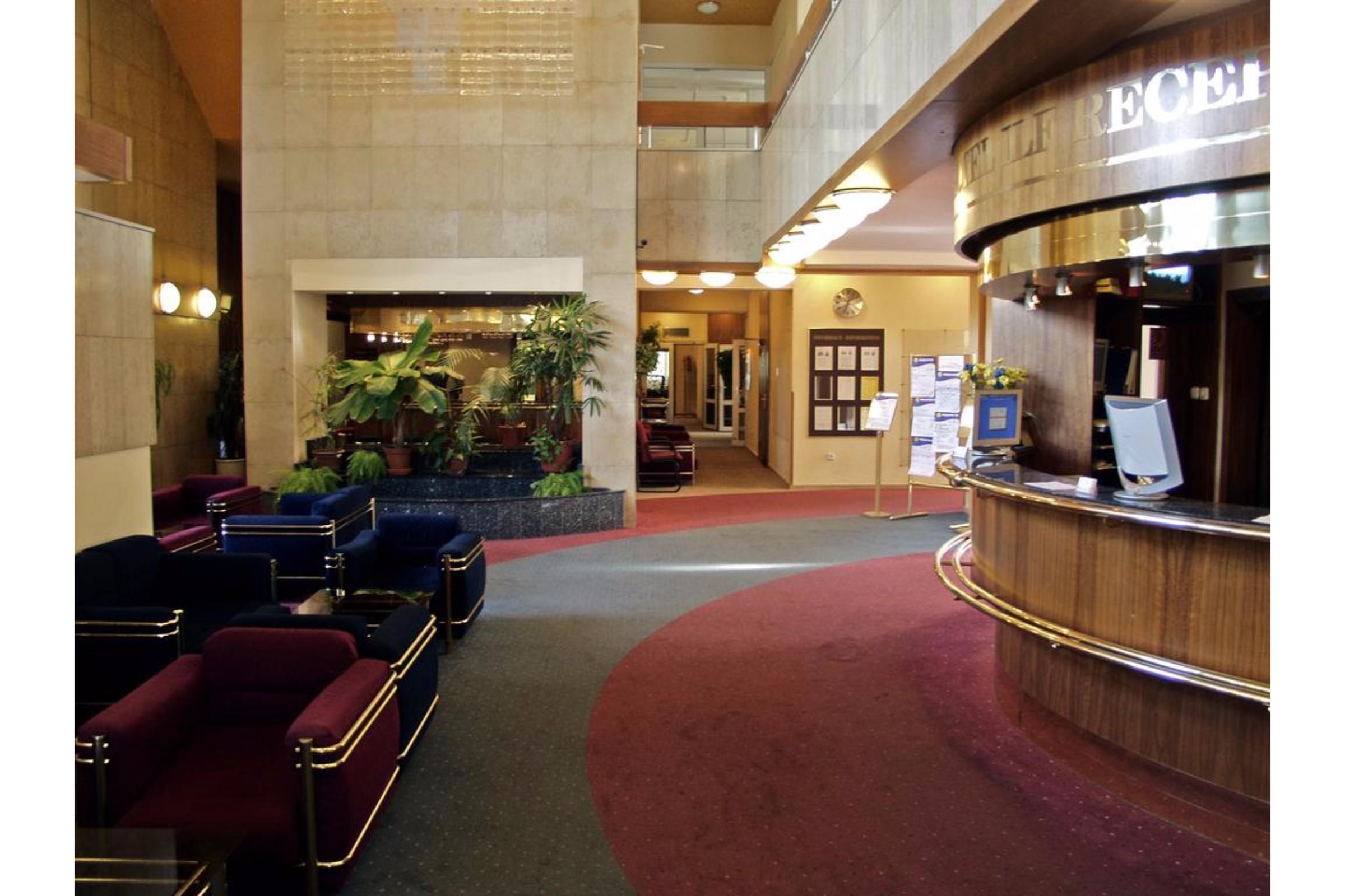 Vista Lobby ILF Hotel Prague