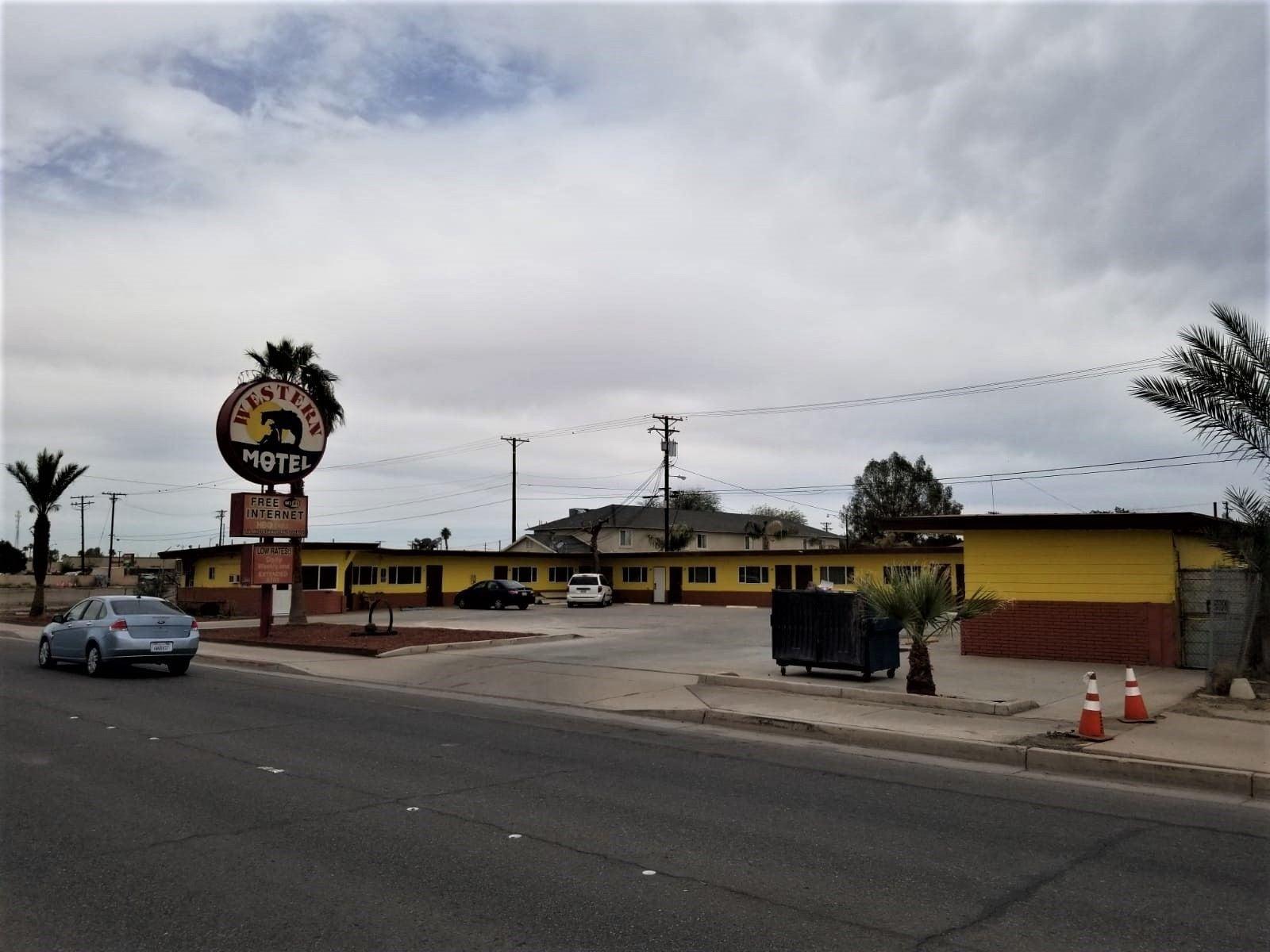Vista Exterior Western Motel