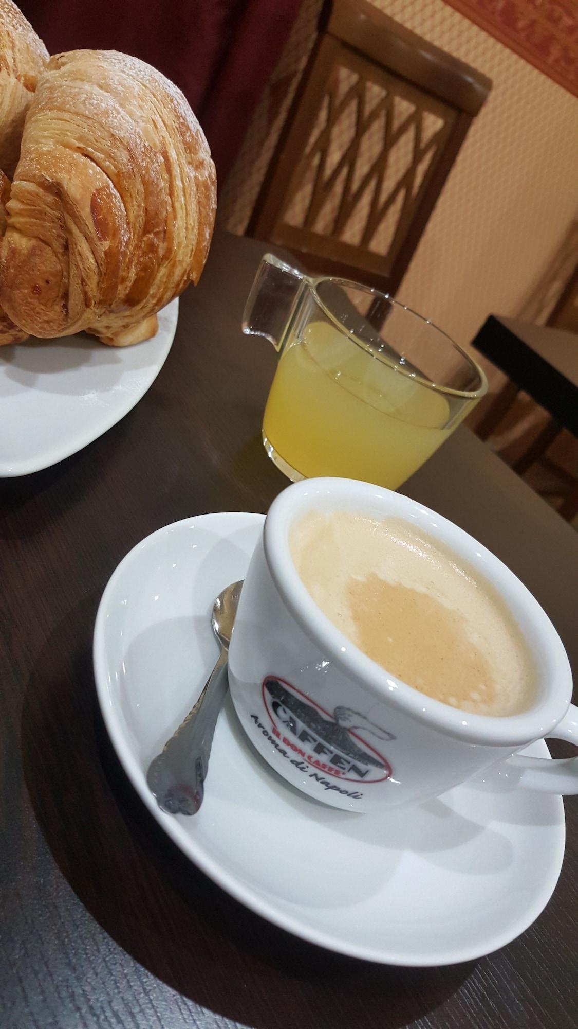 Bar/Salón Napoli Centrale