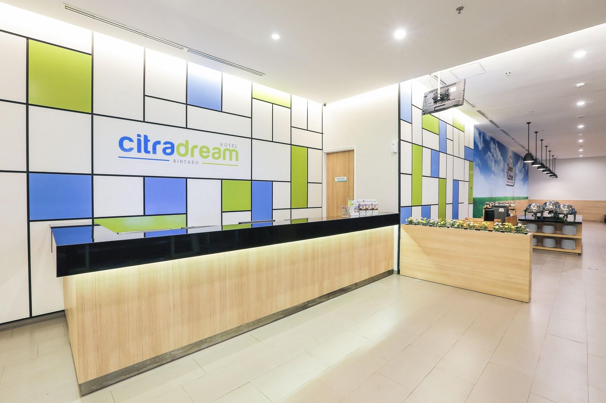 Vista Lobby Hotel Citradream Bintaro