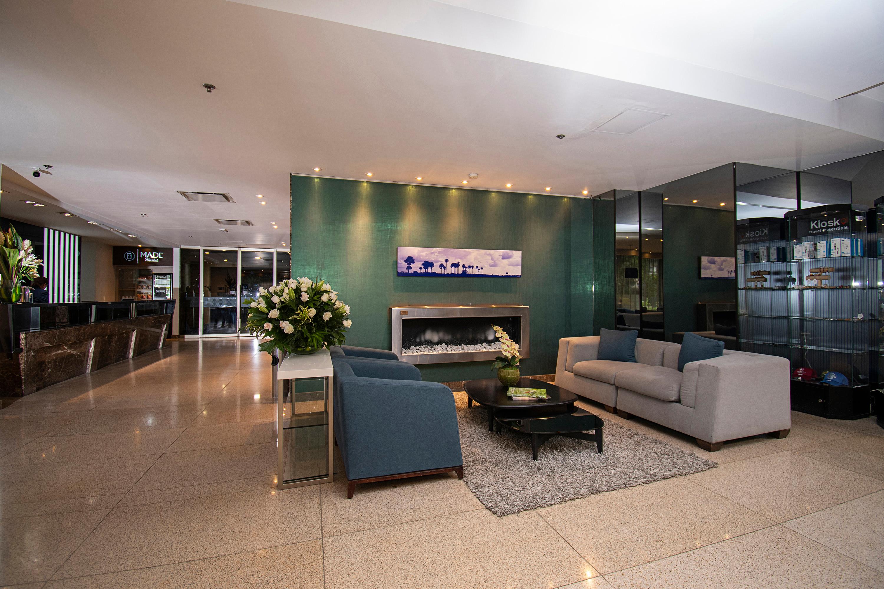 Vista Lobby DoubleTree by Hilton Hotel Bogotá - Parque 93