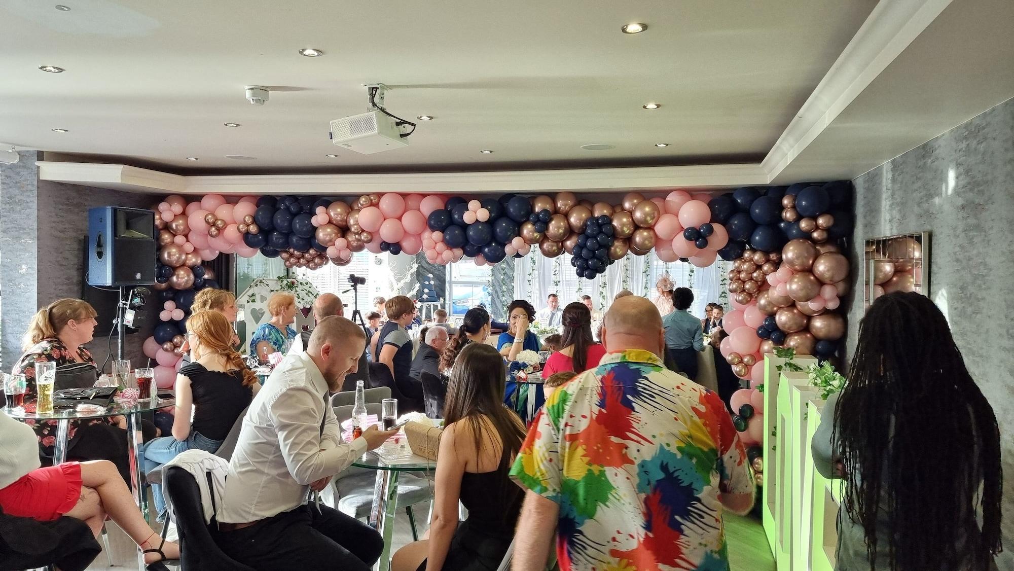 Sala de Reuniones The Avenue Hotel