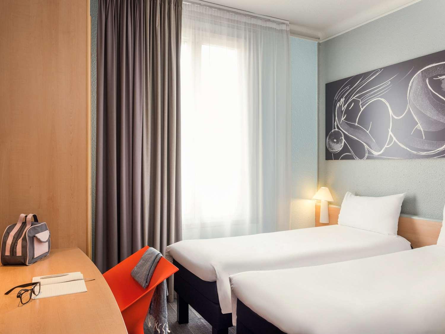 Hotel ibis Daumesnil Puerta Dorada