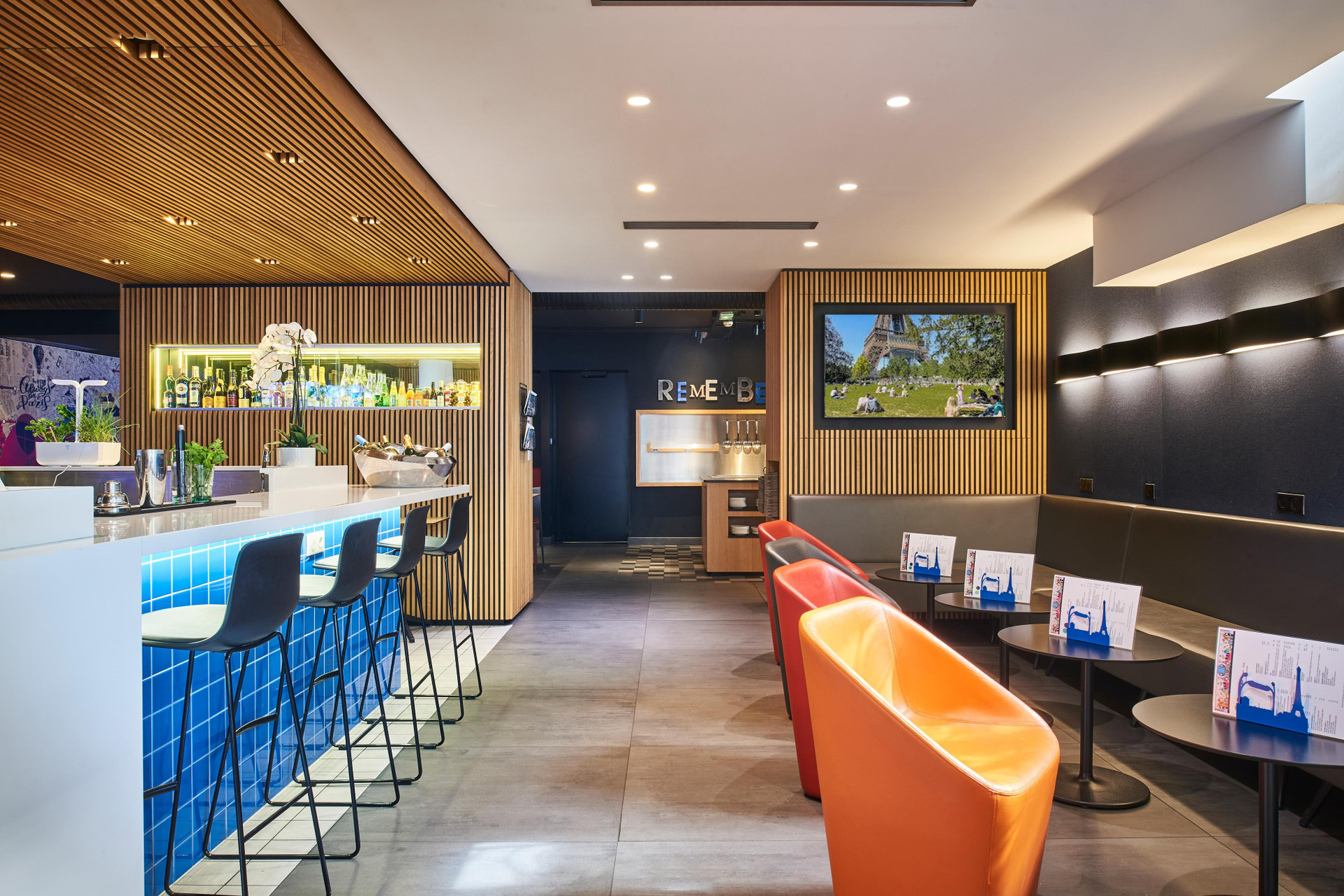 Bar/Salón CAMPANILE PARIS 12 - Bercy Village