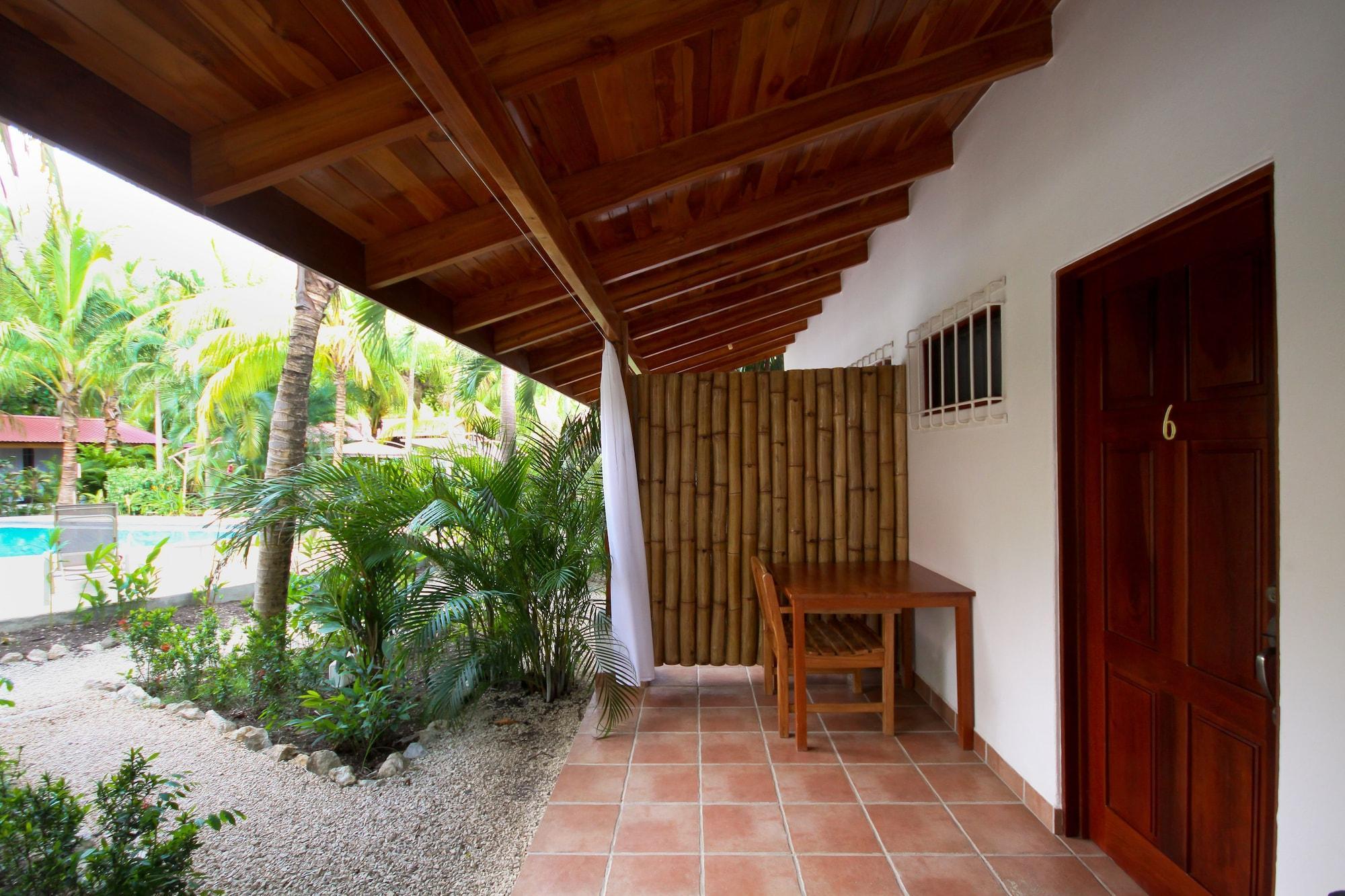 Varios Living Hotel