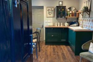 Alquiler Vacacional - 1 Bed Studio Sleeps 2 -patio -garden -dogs Ok