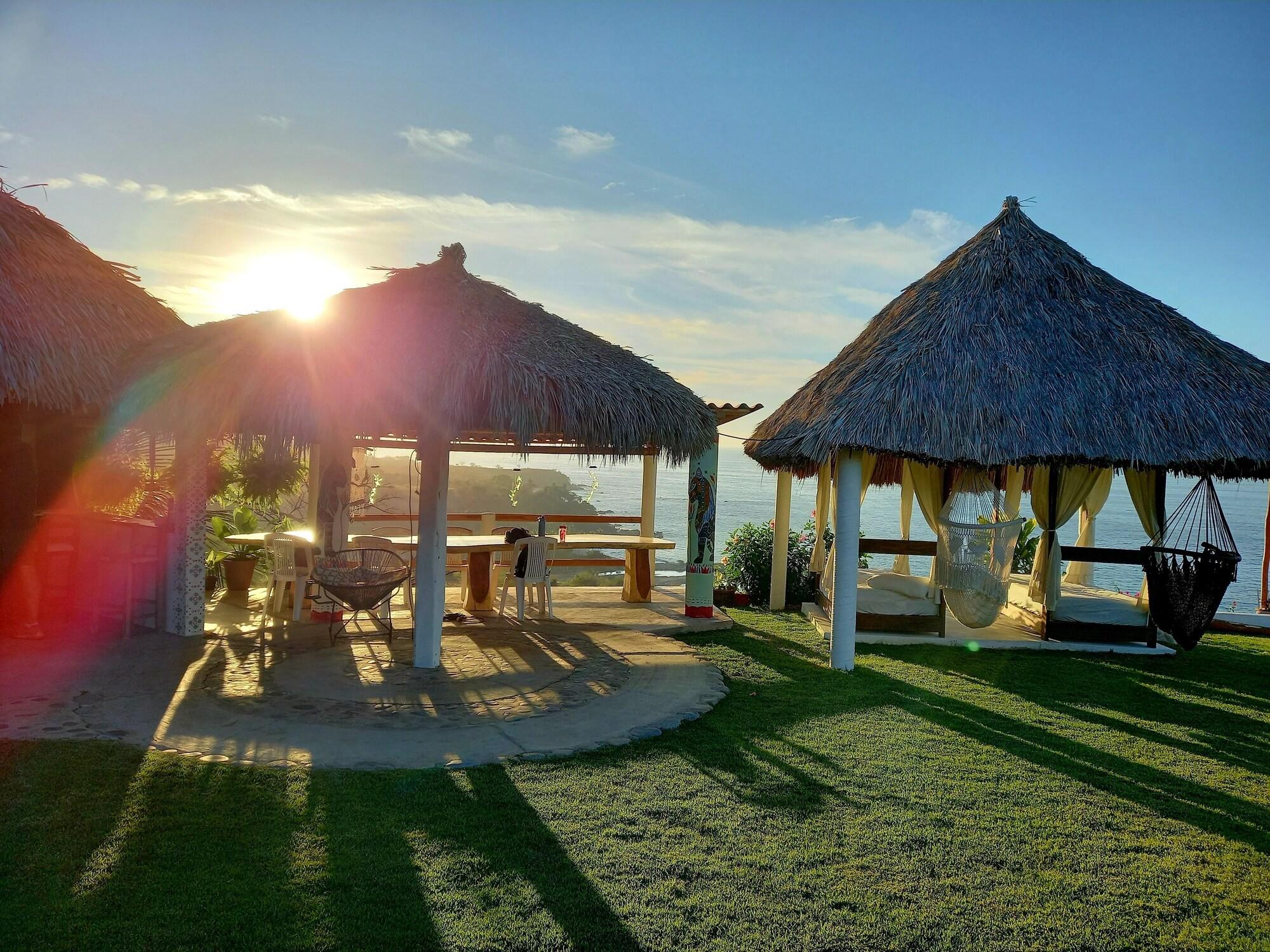 Restaurant Treasure by the Sea Resort