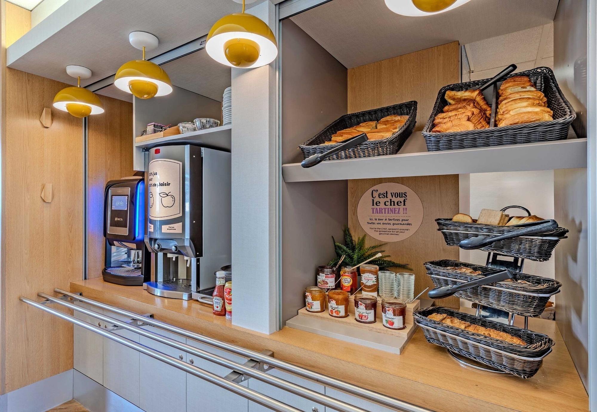 Restaurant B&B HOTEL Brest Kergaradec