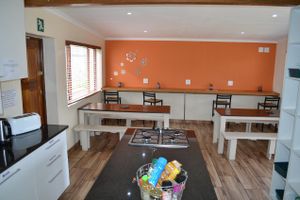 Alojamiento - A Sunflower Stop Backpackers