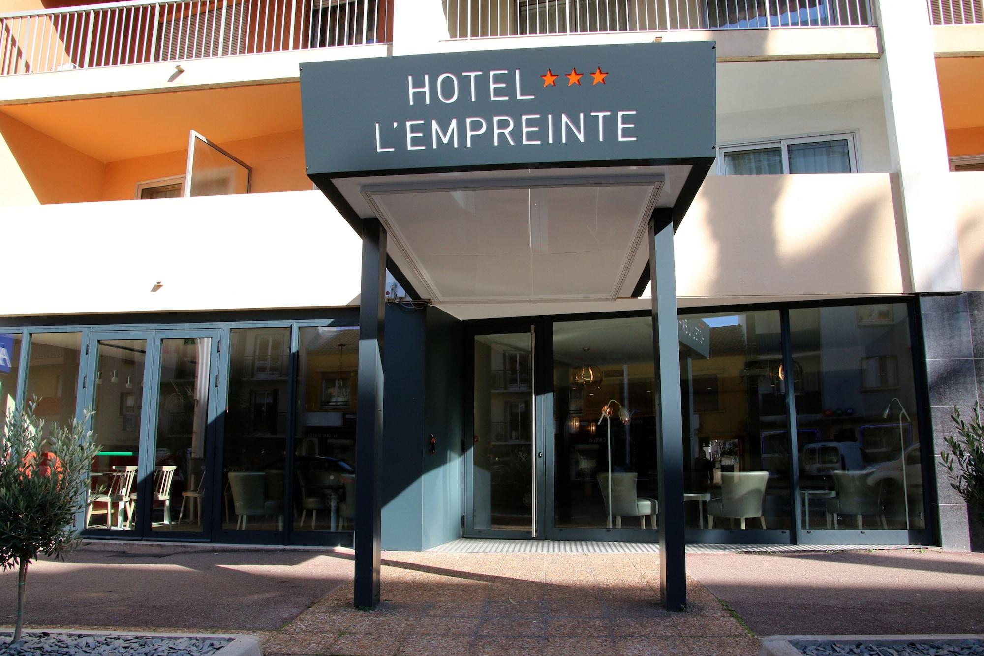 Vista Exterior Hotel L'Empreinte
