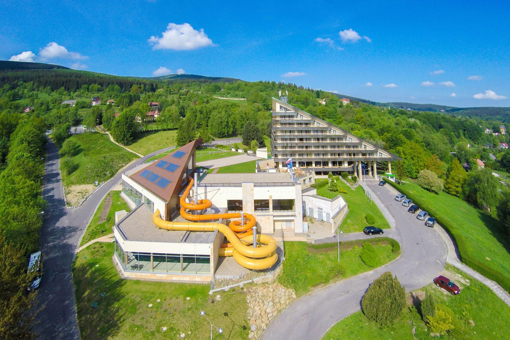 Vista Exterior Interferie Aquapark Sport Hotel Malachit