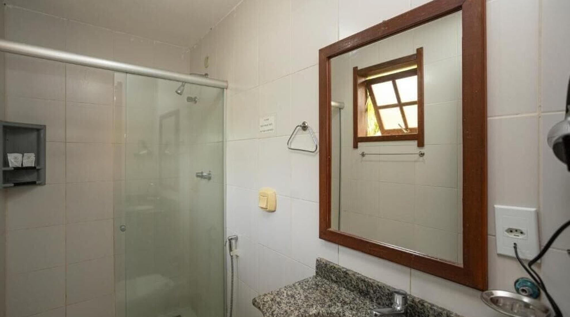 Baño EstrelaMar Ferradura Restaurante & Spa