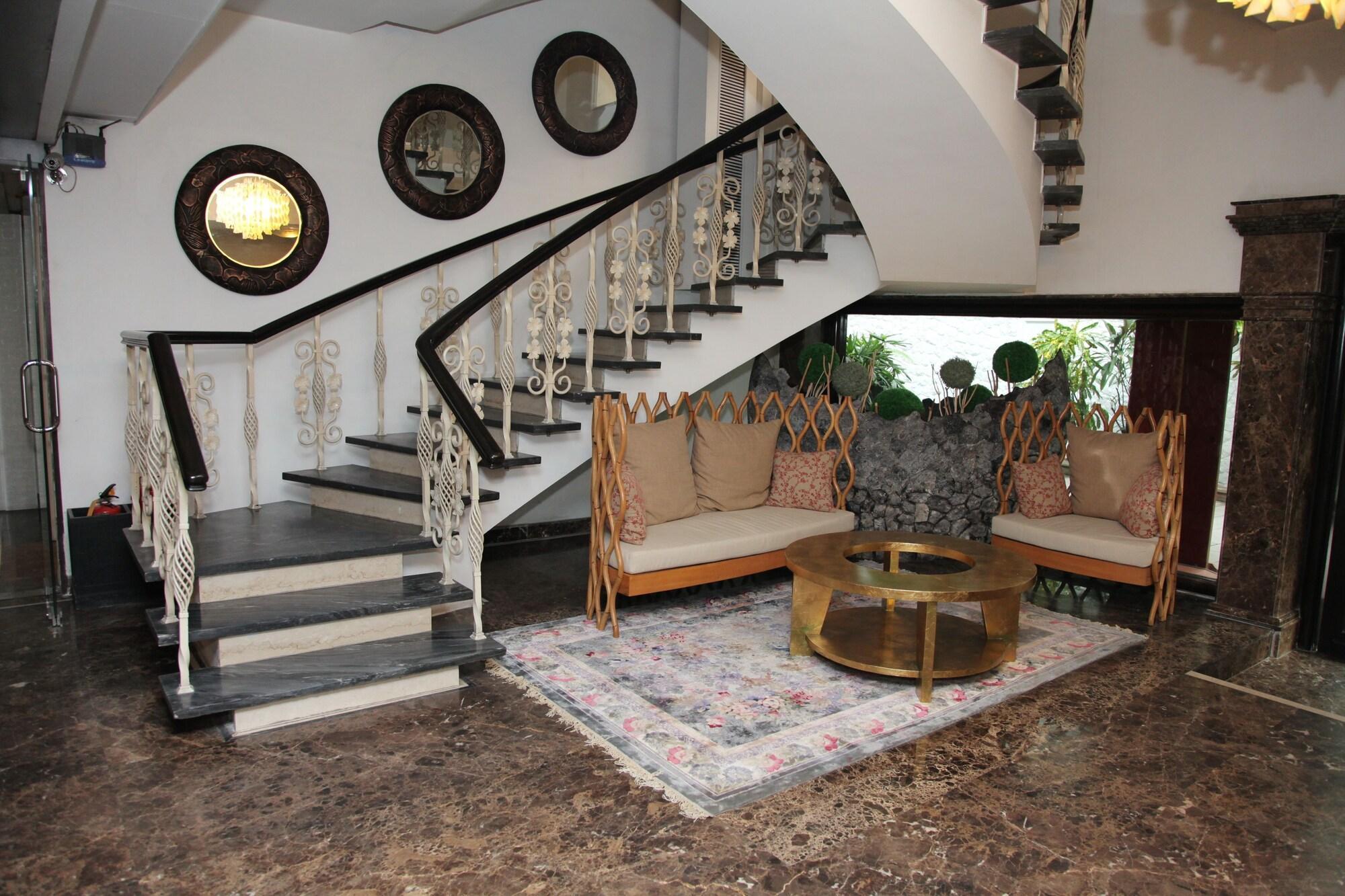 Vista Lobby Hotel Diplomat
