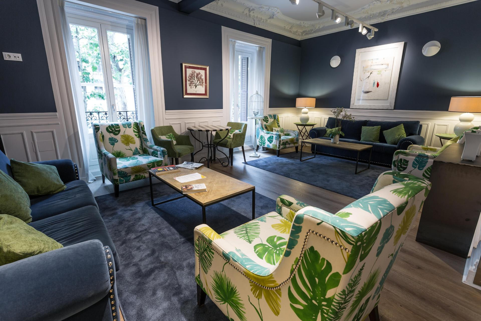 Varios Petit Palace Lealtad Plaza