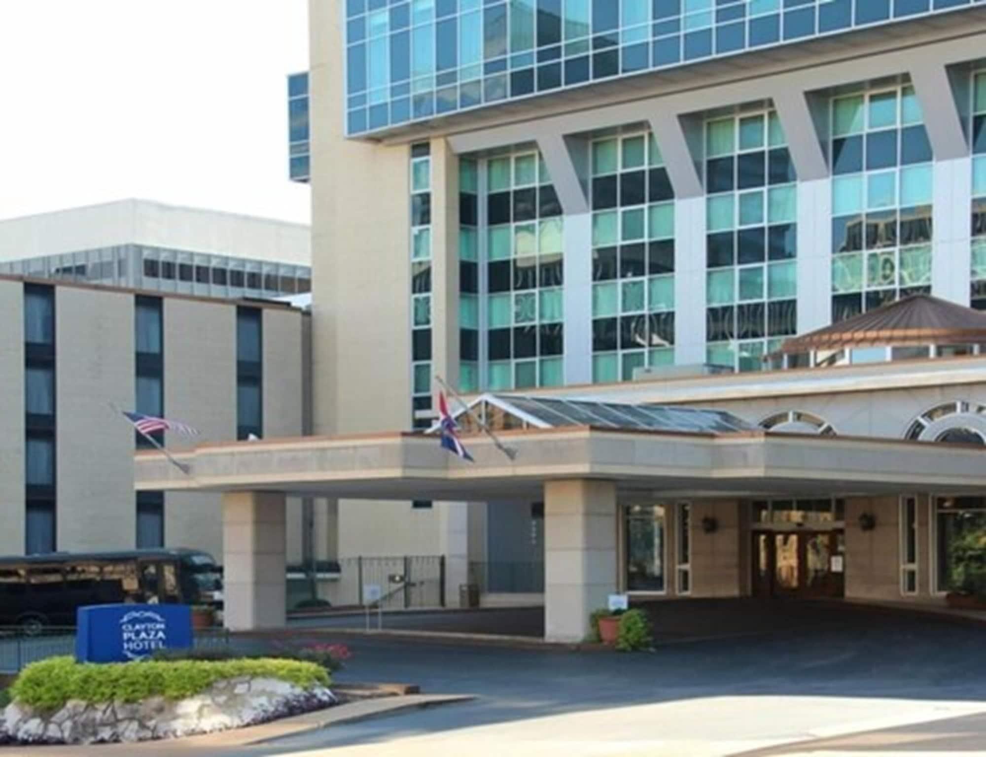 Vista Exterior Clayton Plaza Hotel & Extended Stay