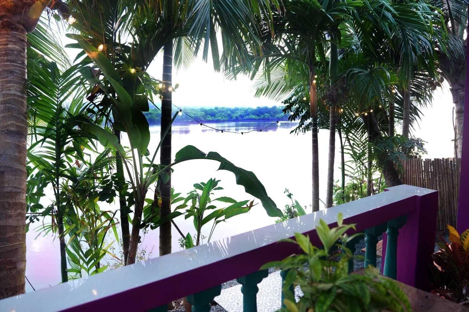 Vista Exterior Riverside Sanctuary